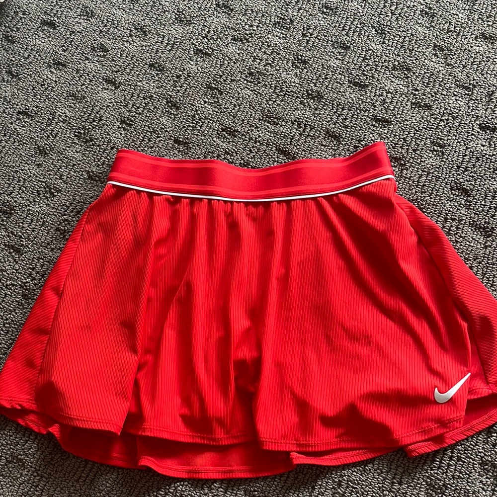 Red/orange Nike tennis skirt